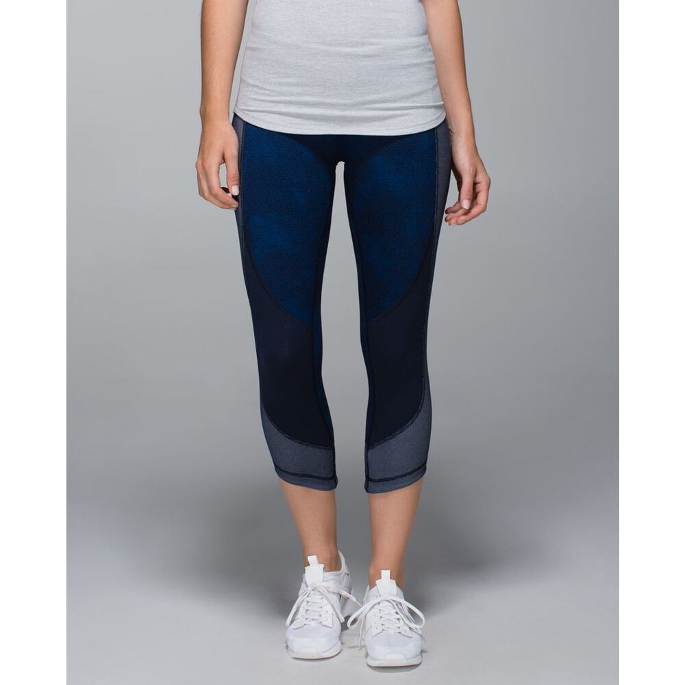 Lululemon Mid Rise Wunder Under Crop Sashiko Inkwell LeggingsWomen's Size 4‎